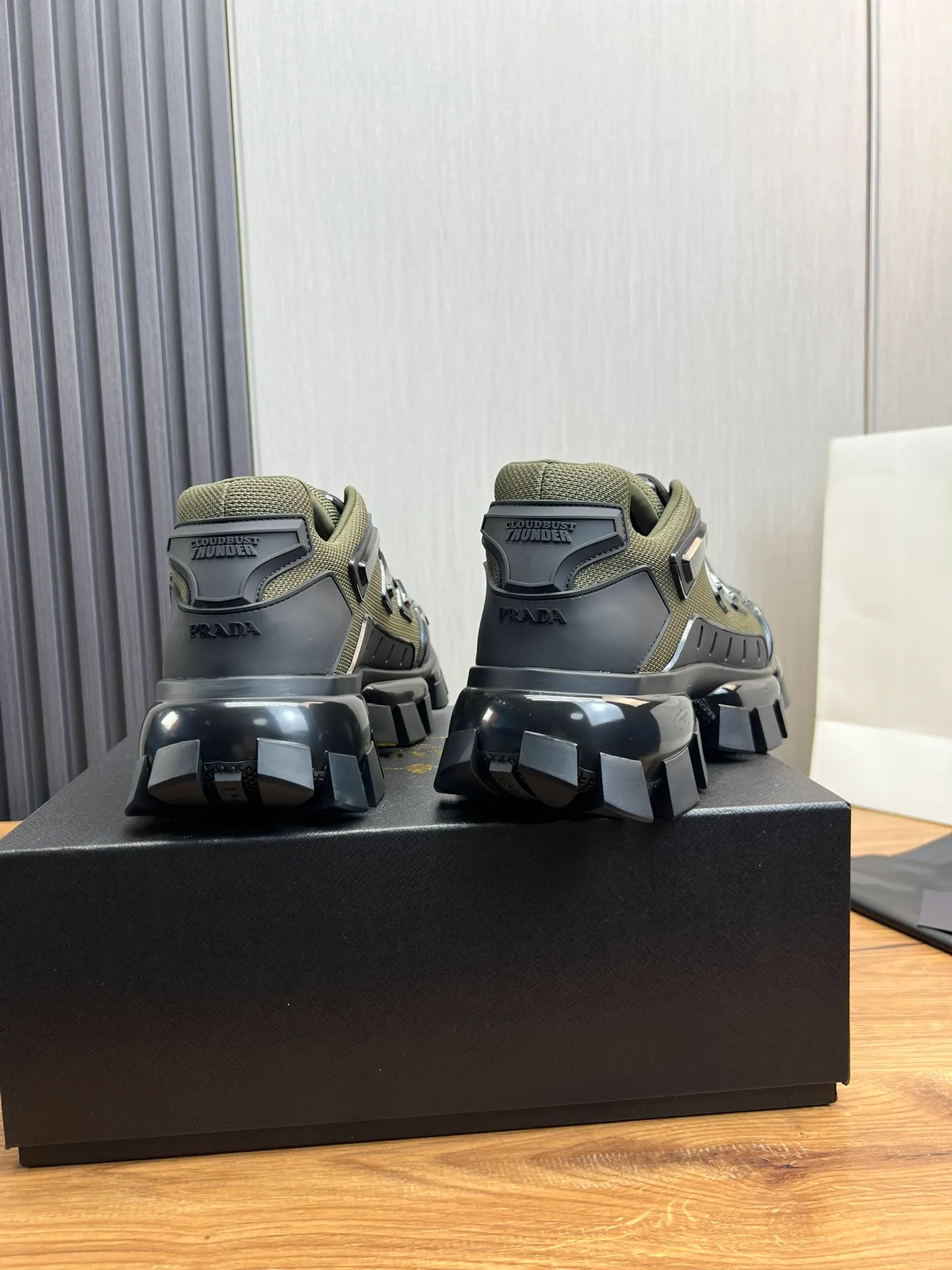 Men's shoes 💰620💰 [PRADA] Hot-selling thick-soled shoes 🔥 Available all year round ✔️Official website synchronization Original fly-knit film fabric + cowhide lining, 1⃣️:1⃣️reproduction, original sole, 38-45 (45 made to order, non-refundable)